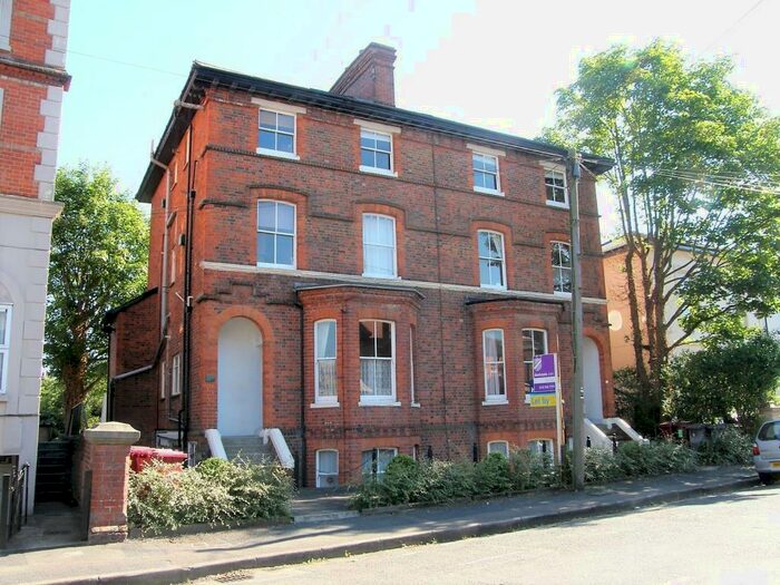 1 Bedroom Apartment To Rent In Castle Crescent, Reading, RG1