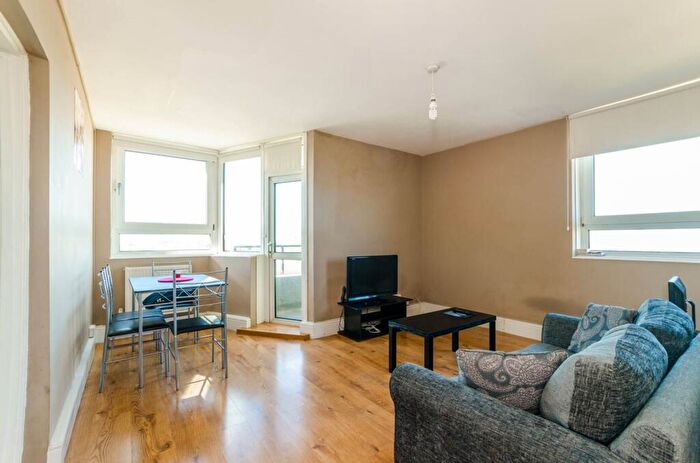 1 Bedroom Flat For Sale In London Road, Plaistow, London, E13