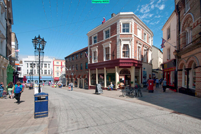 2 Bedroom Flat To Rent In Flat, - Rendezvous Street, Folkestone, CT20