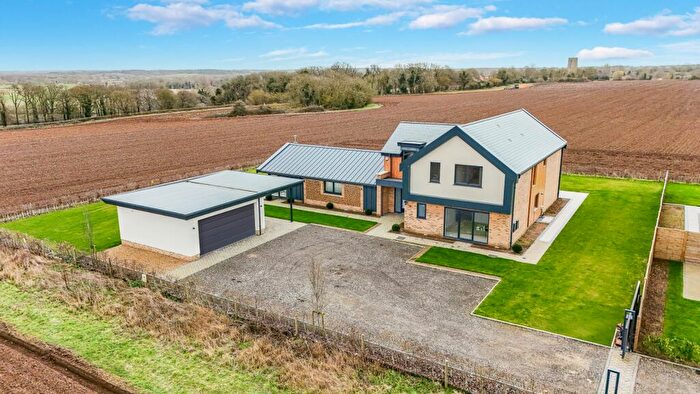 5 Bedroom Detached House For Sale In Primrose Hill, Swanton Morley, NR20