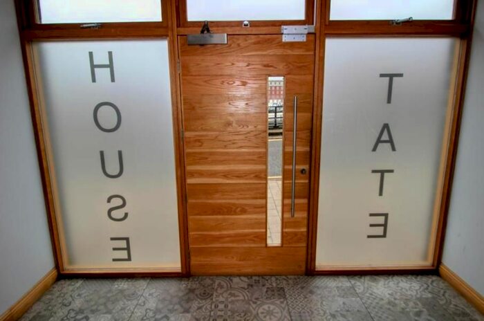 1 Bedroom Property To Rent In Tate House, New York Road, LS2