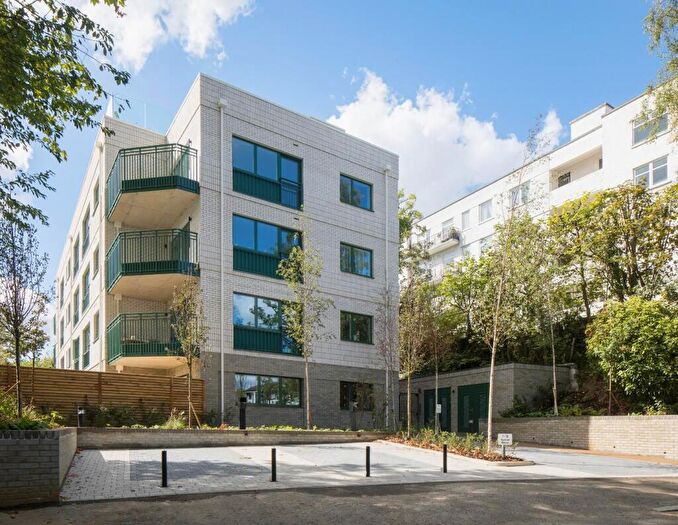 3 Bedroom Apartment For Sale In Taymount Mansion, Forest Hill, London, SE23
