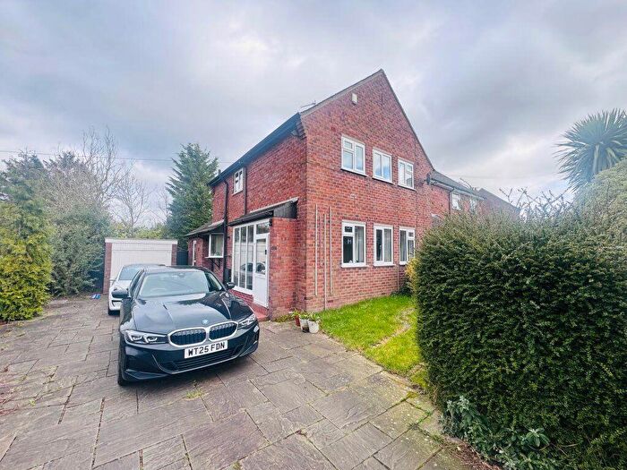 3 Bedroom Semi Detached House To Rent In East Avenue, Bollington, SK10