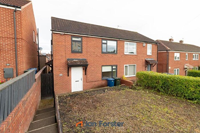 3 Bedroom Semi-Detached House For Sale In Southway, Newcastle Upon Tyne, NE15