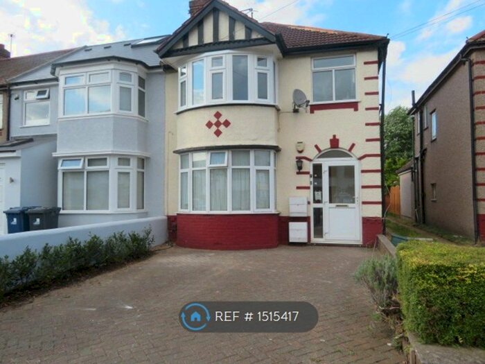 1 Bedroom Flat To Rent In Rydal Crescent, Middx, UB6