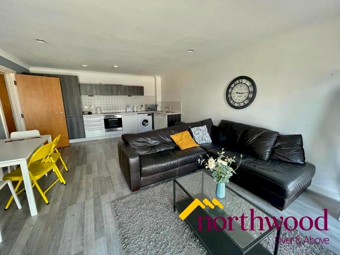 2 Bedroom Flat To Rent In Bow Street, Birmingham, B1