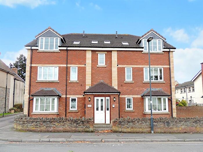 2 Bedroom Apartment To Rent In Portland Street, Bristol, BS16