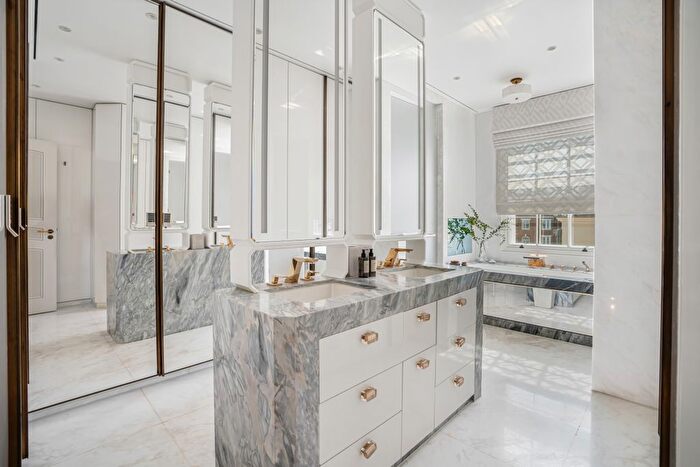 6 Bedroom Property To Rent In Chester Square, Belgravia, London, United Kingdom, SW1W