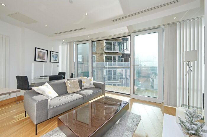 1 Bedroom Flat To Rent In Arena Tower, Crossharbour Plaza, London, E14