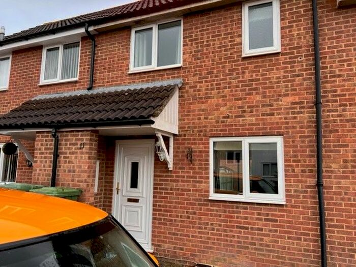 1 Bedroom Terraced House To Rent In Swallow Drive, Frome, BA11