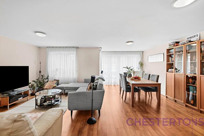 2 Bedroom Flat To Rent In St. Davids Square, Cubitt Town, E14