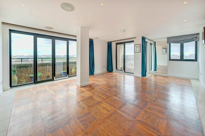2 Bedroom Flat To Rent In Point West, Cromwell Road, London, SW7
