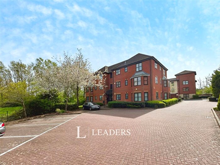 2 Bedroom Apartment For Sale In St. Abbs Court, Tattenhoe, Milton Keynes, MK4
