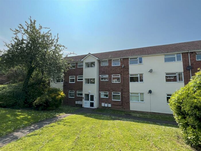 2 Bedroom Apartment To Rent In Grove House, Firsgrove Crescent, Warley, Brentwood, CM14