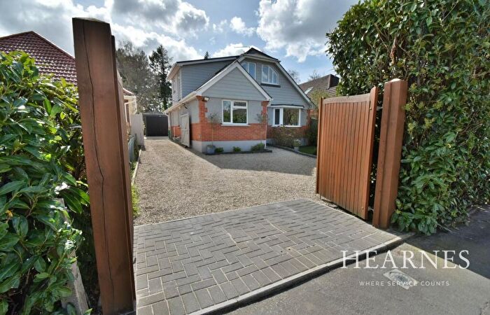 4 Bedroom Detached House For Sale In Albert Road, Ferndown, BH22