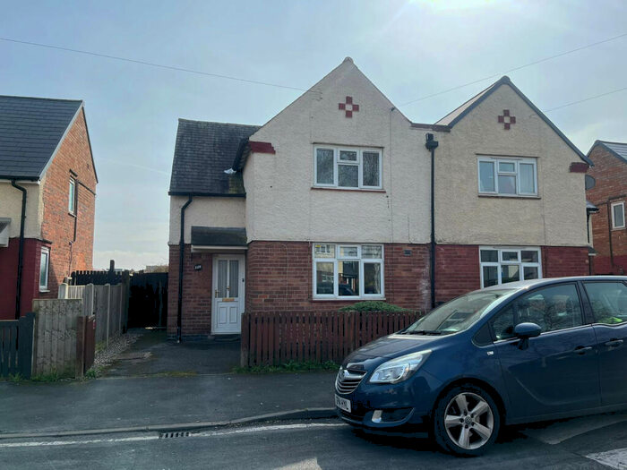 3 Bedroom Semi-Detached House To Rent In Abingdon Street, Derby, Derbyshire, DE24