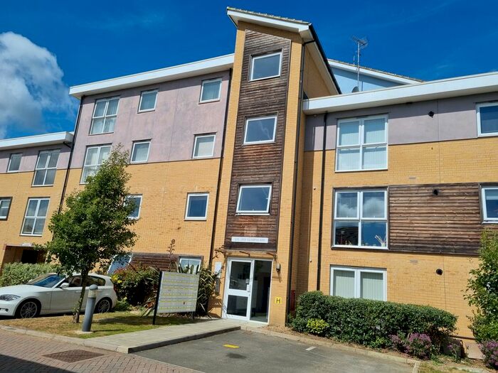 2 Bedroom Flat To Rent In Olympia Way, Whitstable, CT5