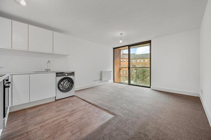 1 Bedroom Flat To Rent In Lady Florence Courtyard, Reginald Square, SE8