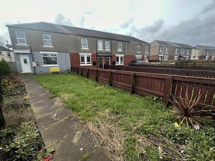 3 Bedroom Detached House To Rent In North Avenue, Washington, NE37