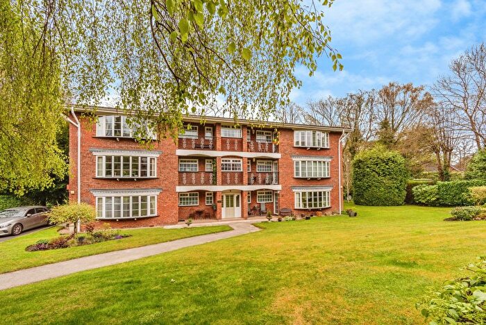 2 Bedroom Flat For Sale In Ladybrook Road, Bramhall, Stockport, Greater Manchester, SK7