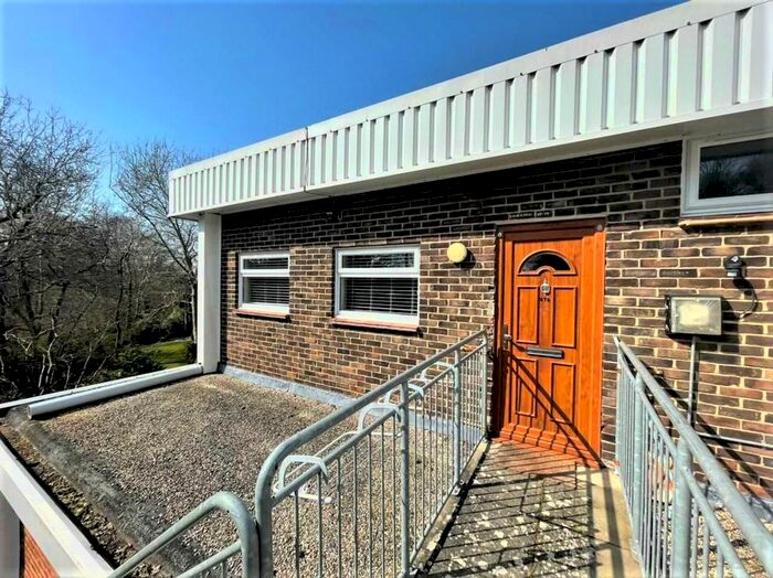 1 Bedroom Flat To Rent In Rowner Road, Gosport, PO13