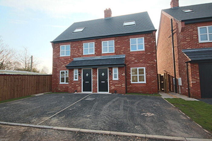 4 Bedroom Town House To Rent In School Close, Croston, Leyland, PR26