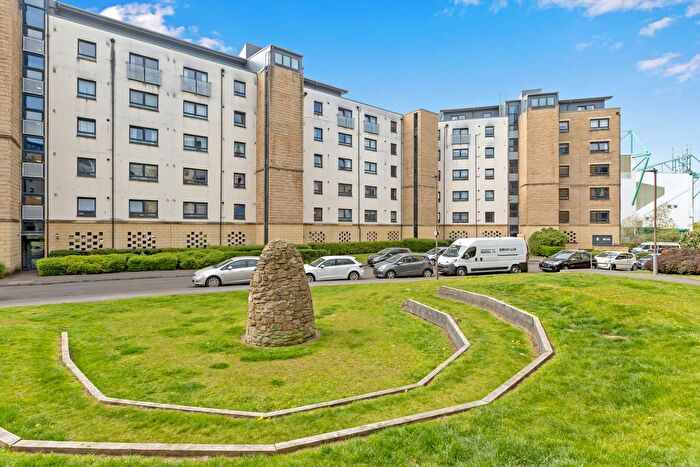 1 Bedroom Flat For Sale In (Flat ), Hawkhill Close, Leith, Edinburgh, EH7