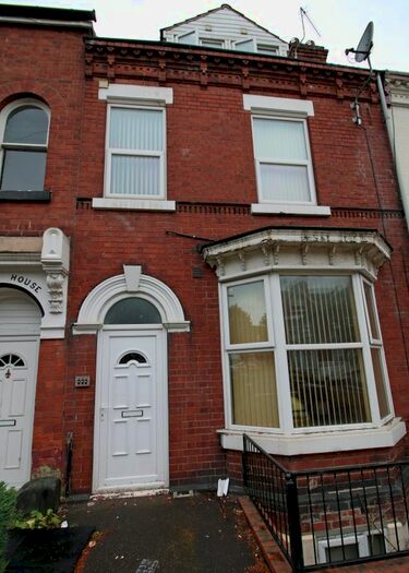 2 Bedroom Flat To Rent In Flat 2, 15 Kings Road, Doncaster, South Yorkshire DN1