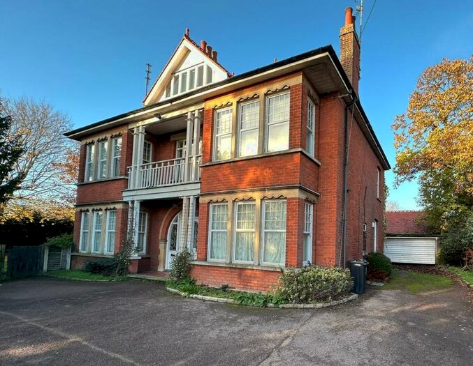 7 Bedroom House To Rent In St. Johns Road, Clacton-On-Sea, CO15