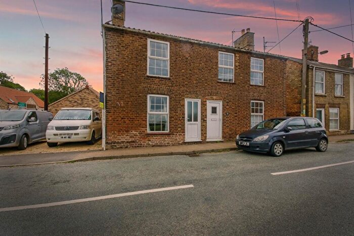 3 Bedroom Semi-Detached House For Sale In School Road, Upwell, Wisbech, PE14