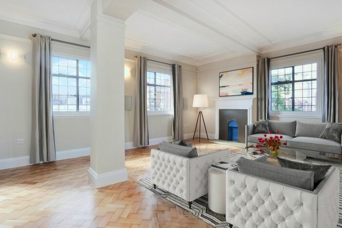2 Bedroom Flat To Rent In Kings Road, London, SW3