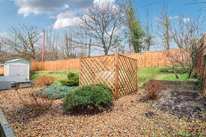 3 Bedroom Detached Bungalow For Sale In Edgecombe Way, St. Anns Chapel, Gunnislake, PL18 - Photo 12