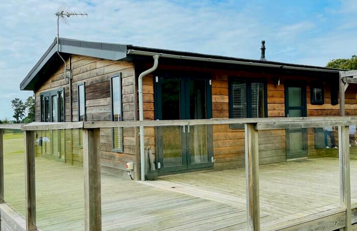 3 Bedroom Lodge For Sale In Fornham St. Genevieve, Bury St. Edmunds, IP28