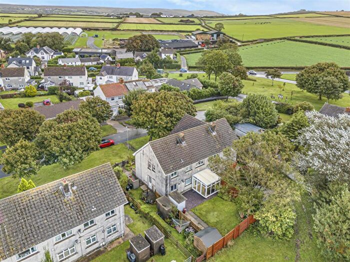 2 Bedroom Apartment For Sale In Salisbury Close, Scurlage, Reynoldston, Swansea, SA3