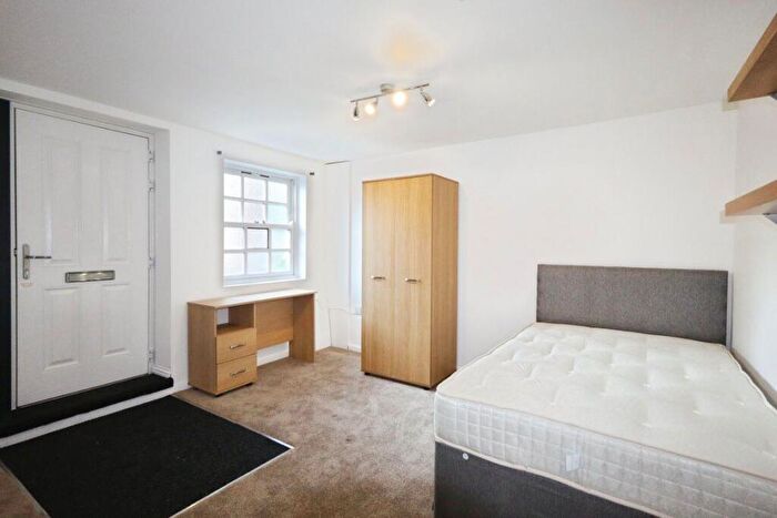 Studio To Rent In Glossop Road, S10