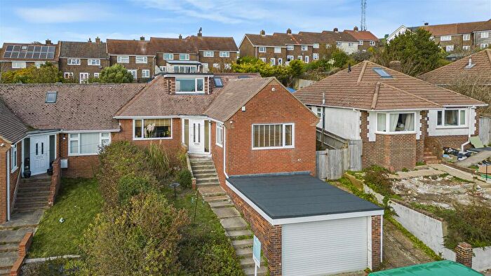 4 Bedroom Semi Detached House For Sale In Balsdean Road, Brighton, BN2