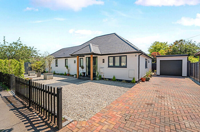 4 Bedroom Bungalow For Sale In Maple Grove, Woking, Surrey, GU22
