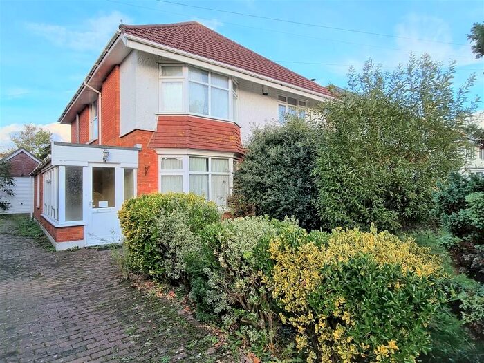 4 Bedroom Detached House To Rent In St. Lukes Road, Bournemouth, BH3