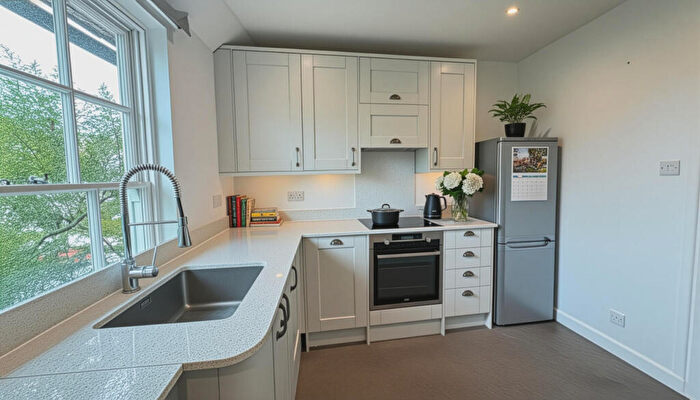 2 Bedroom Apartment To Rent In St. Albans Road, Codicote, SG4