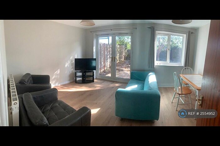 3 Bedroom Semi-Detached House To Rent In Powell Street, Stoke On Trent, ST1