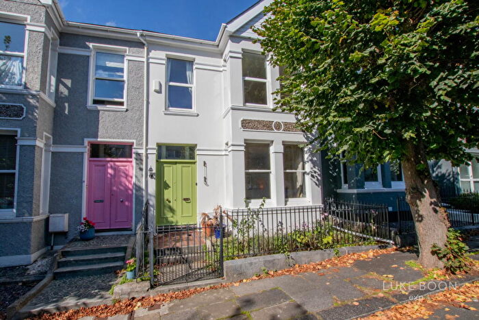 5 Bedroom Terraced House For Sale In Broad Park Road, Peverell, PL3