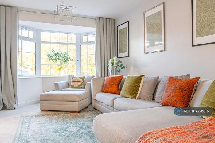 6 Bedroom Detached House To Rent In Farthing Lane, Sutton Coldfield, B76