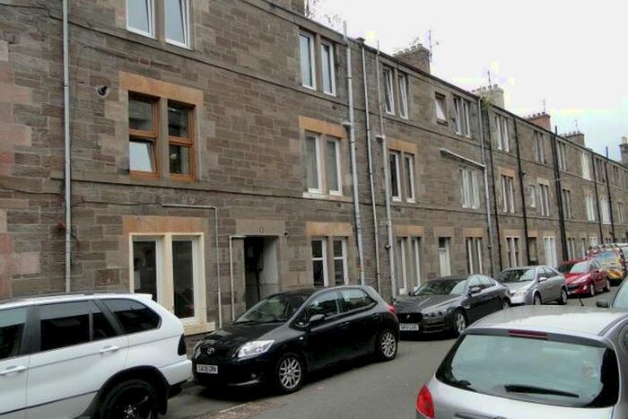 1 Bedroom Flat To Rent In A Inchaffray Street, Perth, PH1