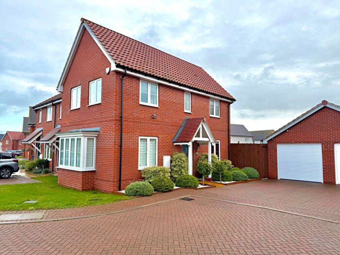 3 Bedroom End Of Terrace House For Sale In Cale Road, Melton, IP12