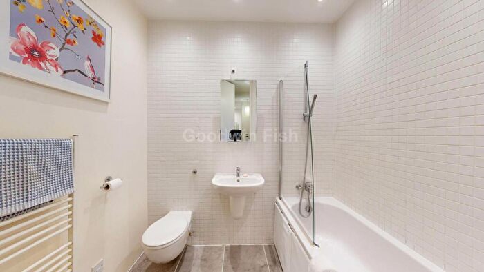 1 Bedroom Apartment For Sale In Timber Wharf, Worsley Street, Castlefield, M15