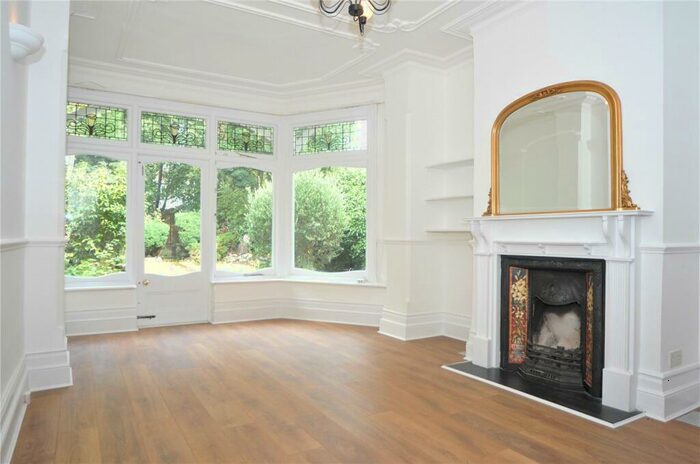 2 Bedroom Apartment To Rent In Selborne Road, London, N14