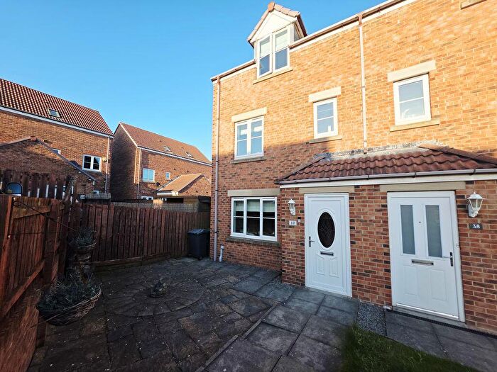 3 Bedroom Town House For Sale In Coquet Gardens, Wallsend, NE28