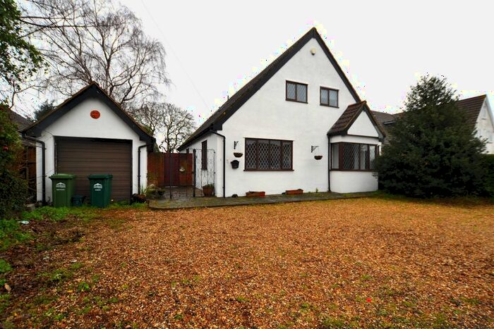 4 Bedroom Detached House To Rent In Staines Road West, Ashford, TW15