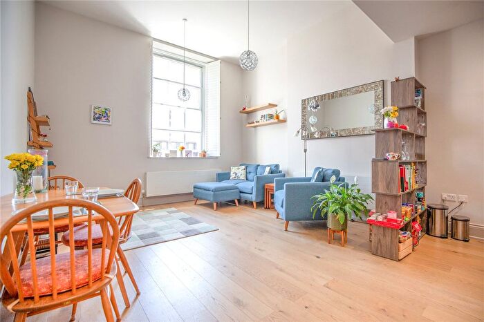 2 Bedroom Flat For Sale In College Road, Bishopston, Bristol, BS7