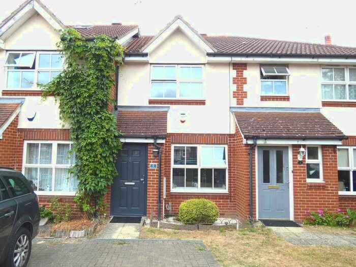 2 Bedroom Property To Rent In Bluebird Way, London, SE28